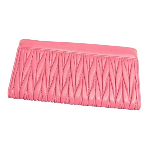 Miu Miu Nappa Matelasse Large Flap Clutch Wallet Pink - Picture 7 of 8